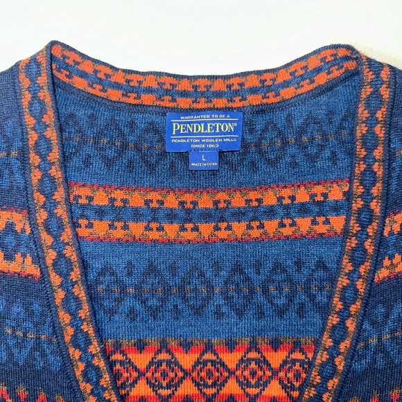 Pendleton Cardigan - Picture 2 of 7